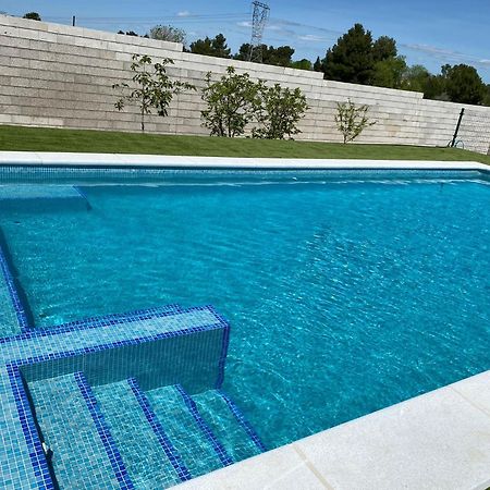 Casa Con Piscina, Villa Alarilla Fuentiduena de Tajo Exterior foto